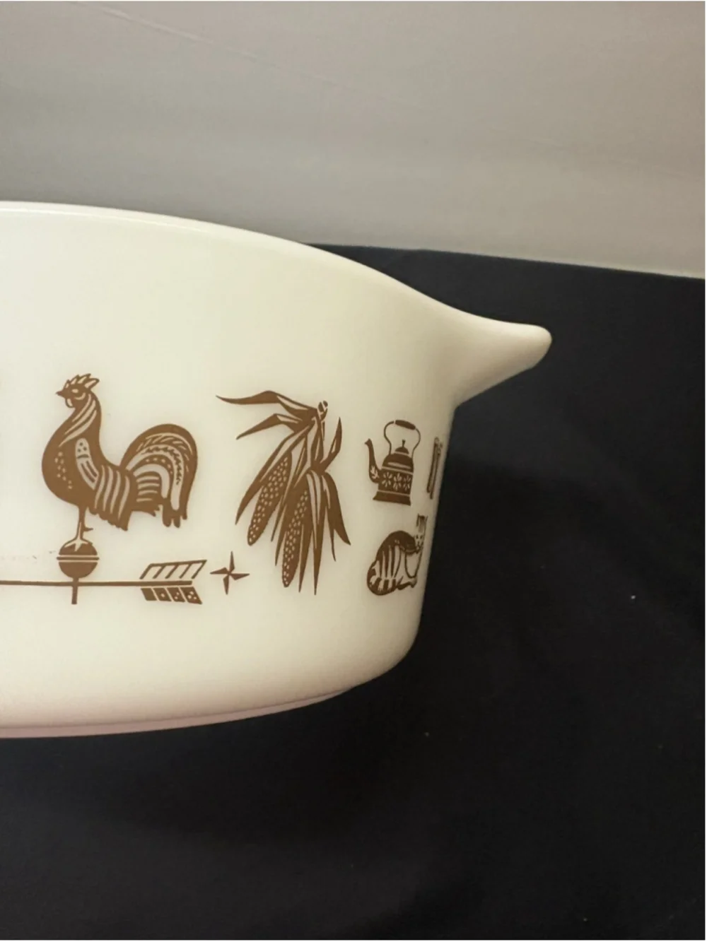 VINTAGE Pyrex Casserole Dish 1.5-Quart AMERICANA Brown #474-B EXCELLENT